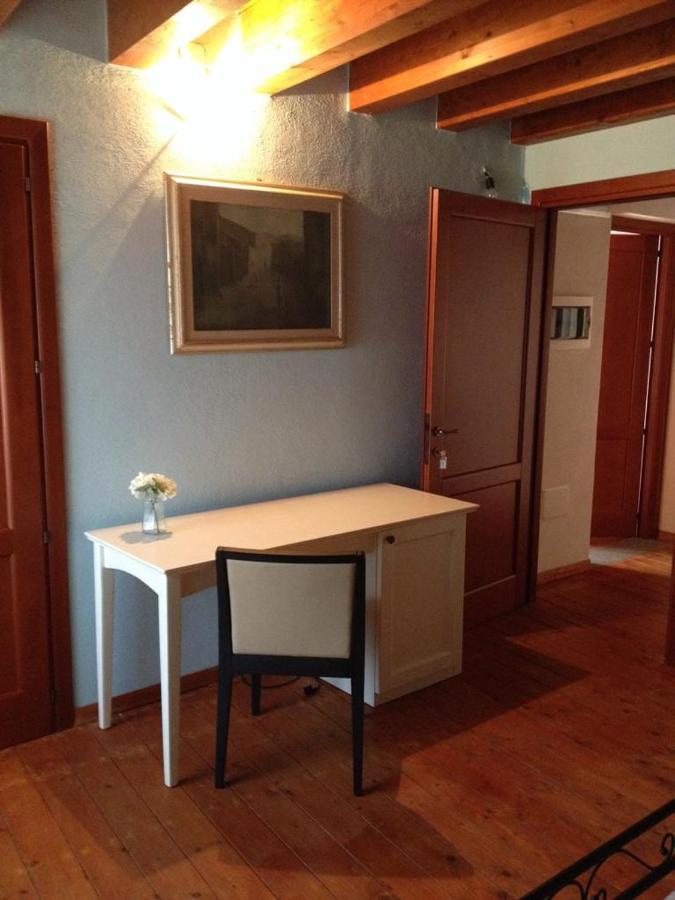 לינה וארוחת בוקר Ittireddu La Casa Del Borgo מראה חיצוני תמונה